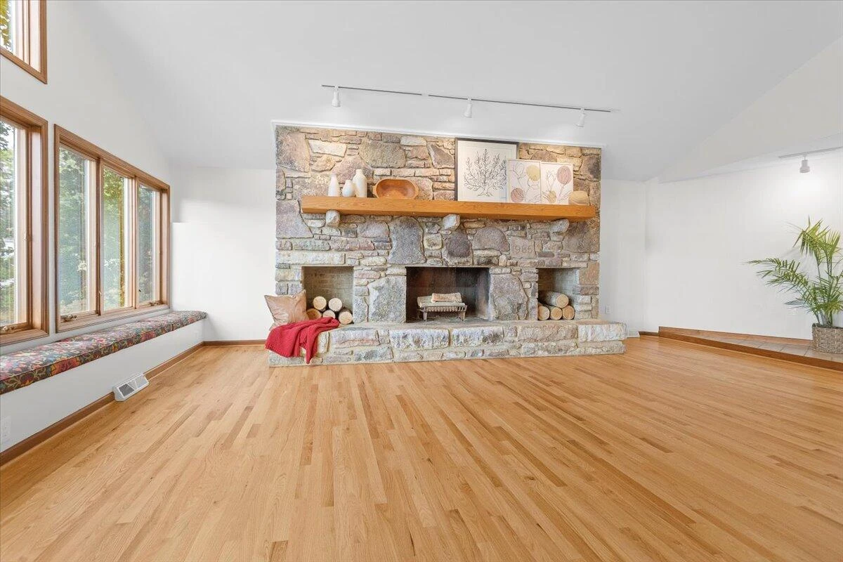 3615 Dogwood LN SW - Photo 6