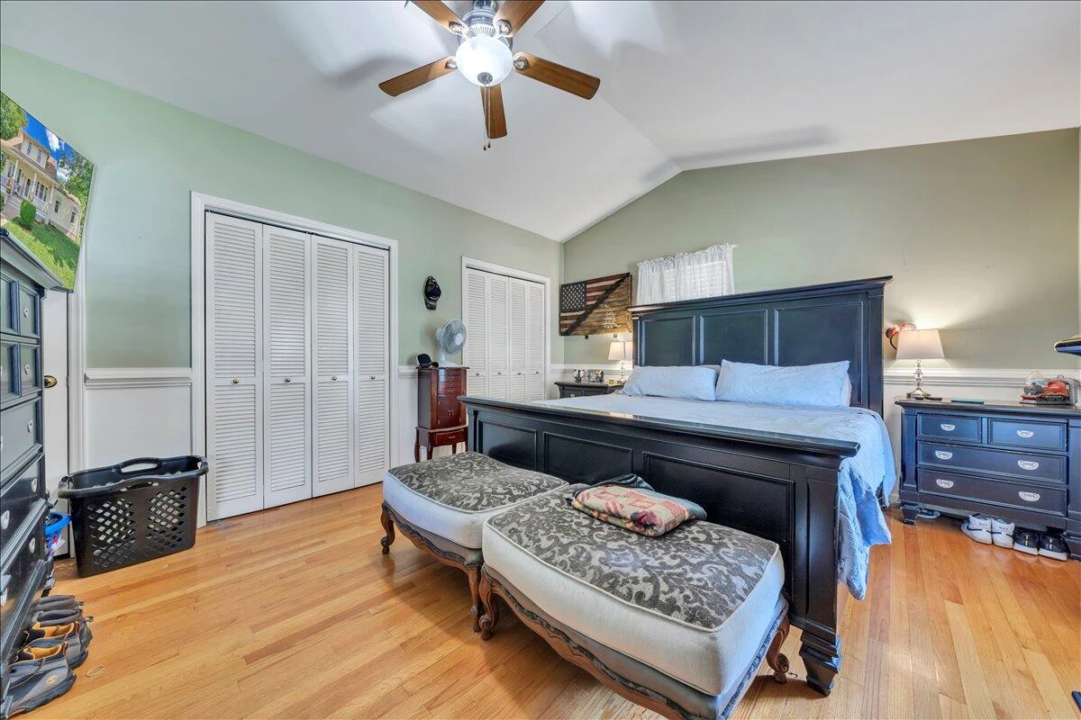 609 Front AVE - Photo 21