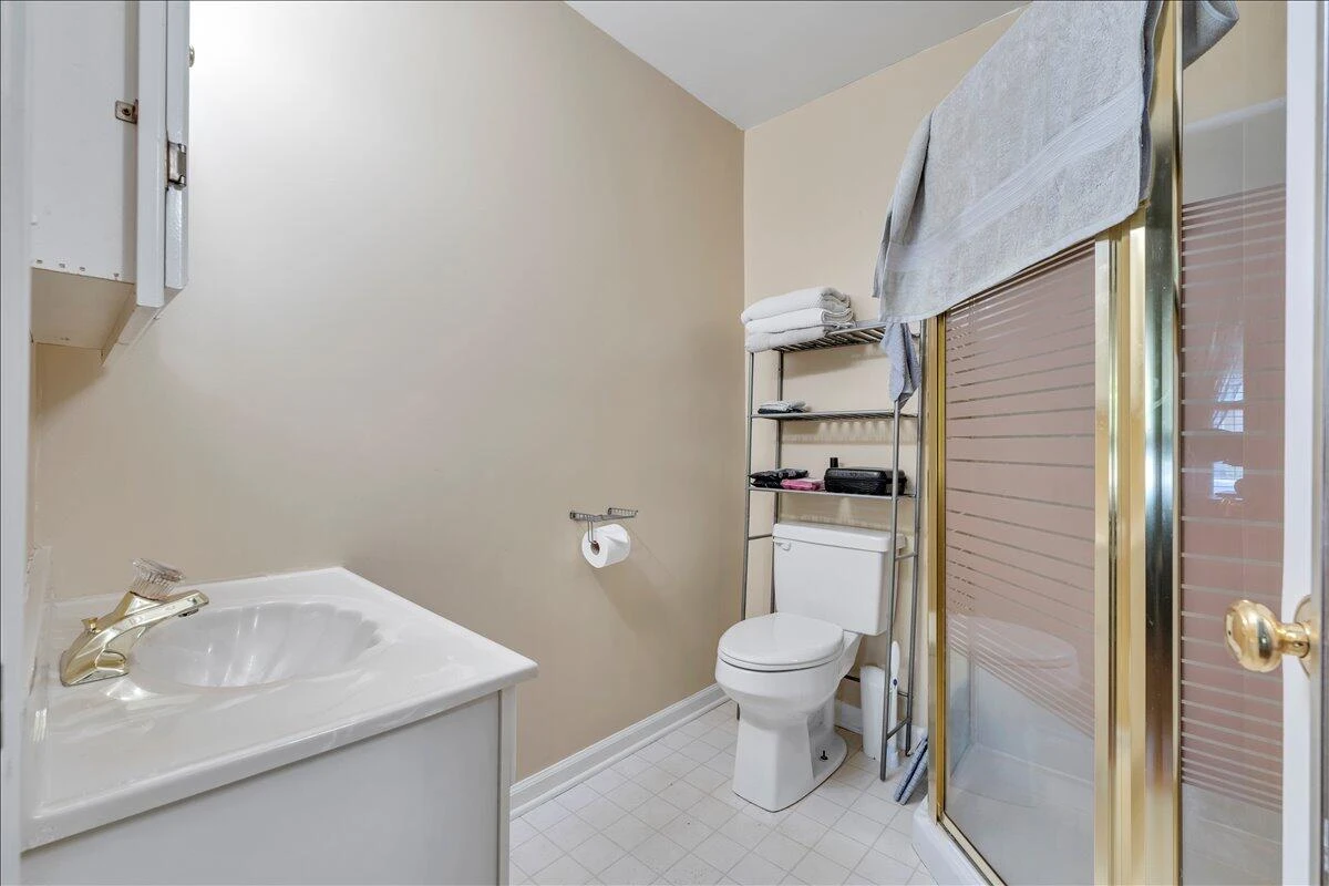 609 Front AVE - Photo 24