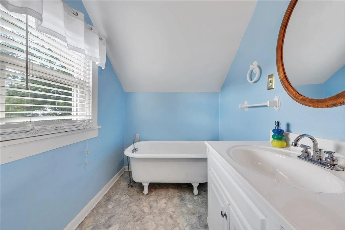609 Front AVE - Photo 29