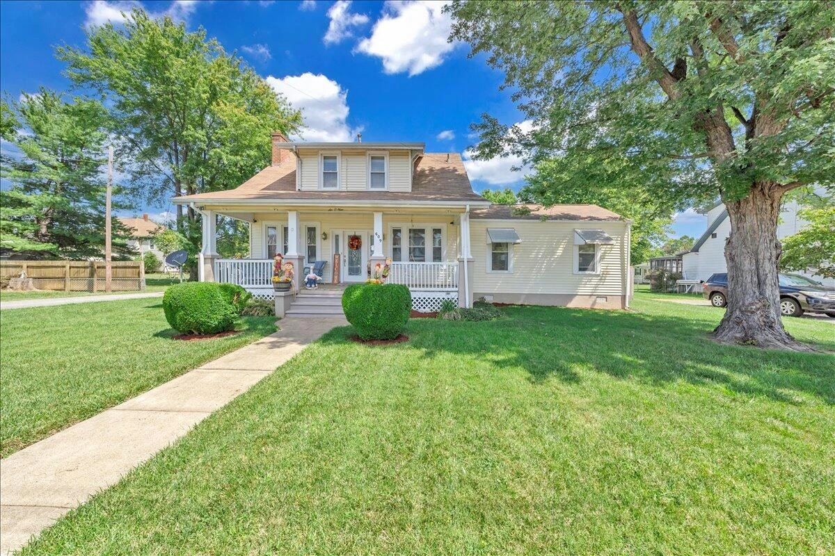 609 Front AVE - Photo 36
