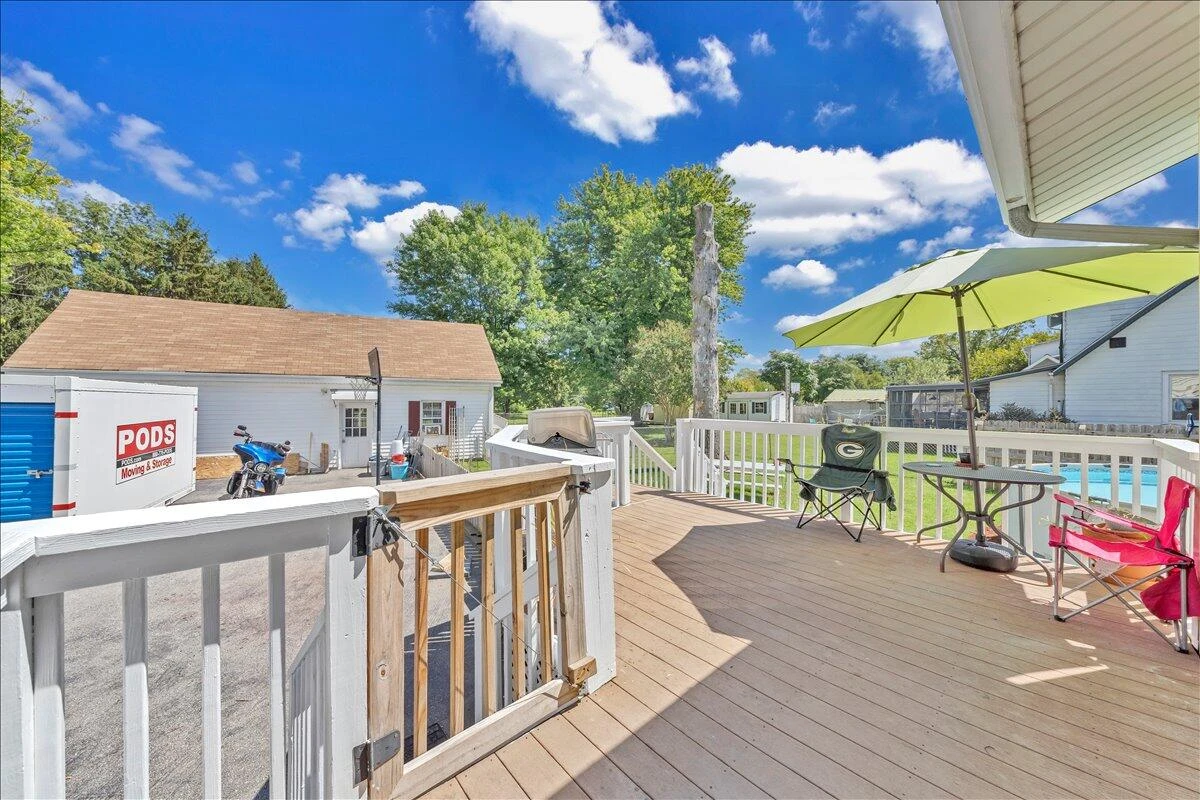 609 Front AVE - Photo 40