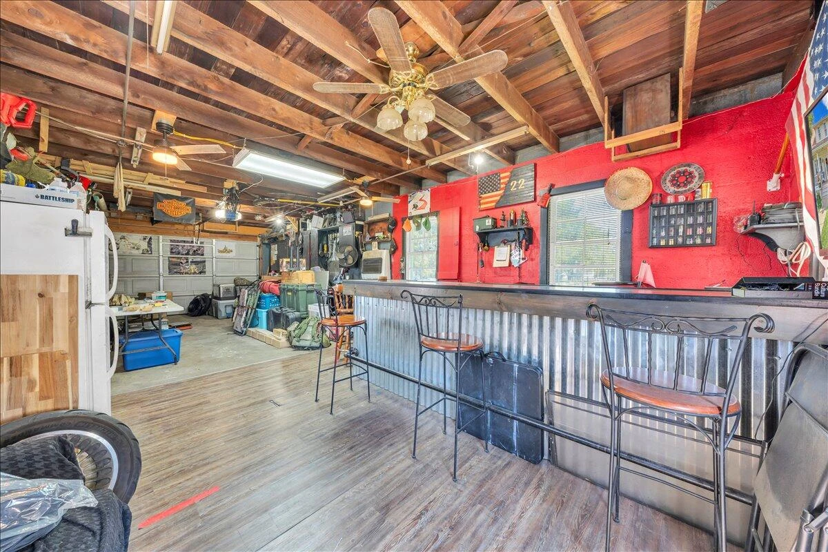 609 Front AVE - Photo 49