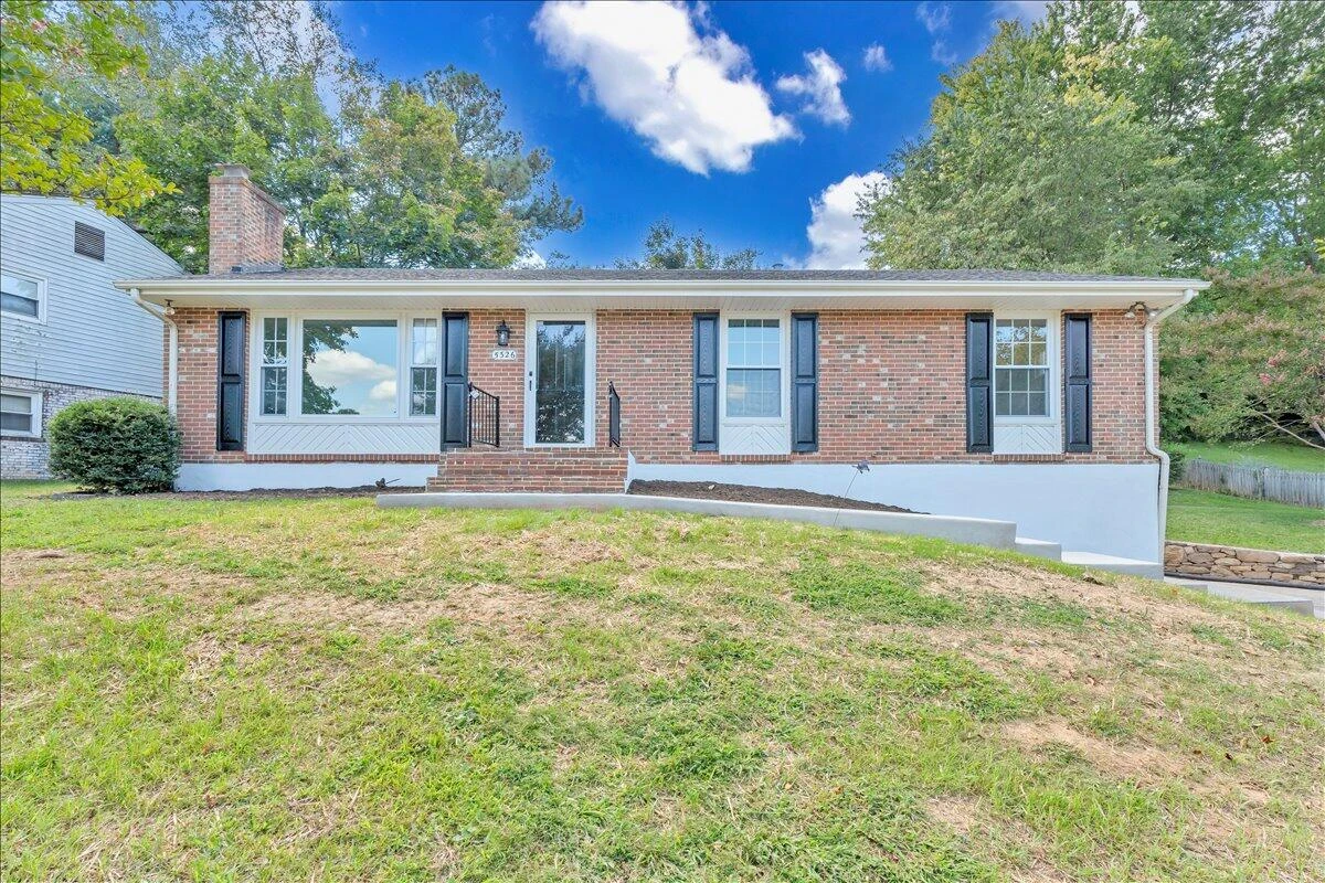 5326 Eveningwood LN
