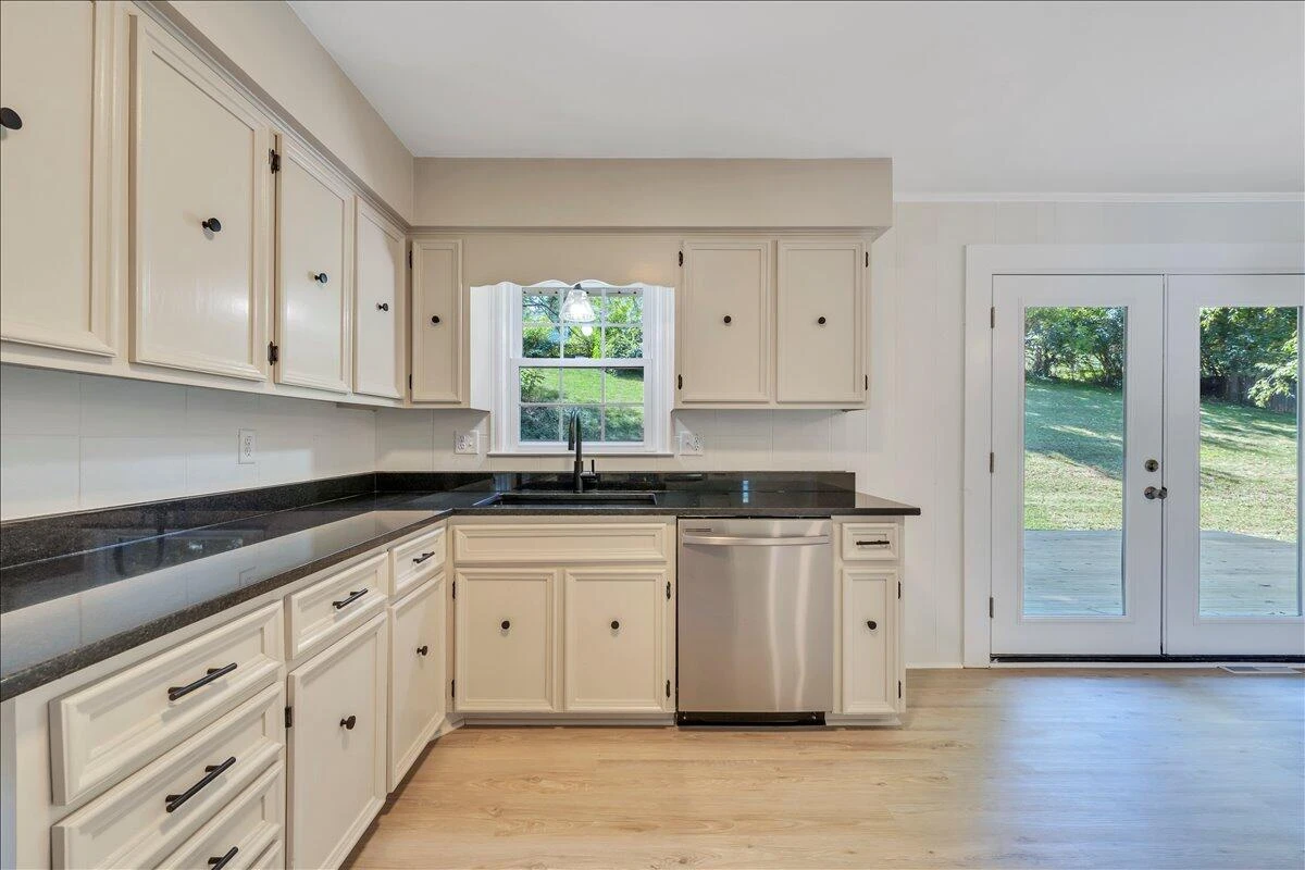 5326 Eveningwood LN - Photo 11