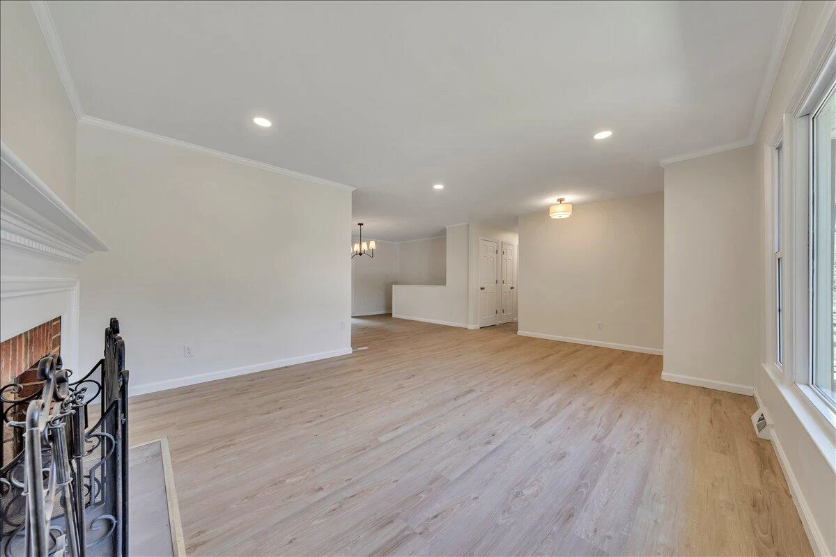 5326 Eveningwood LN - Photo 8