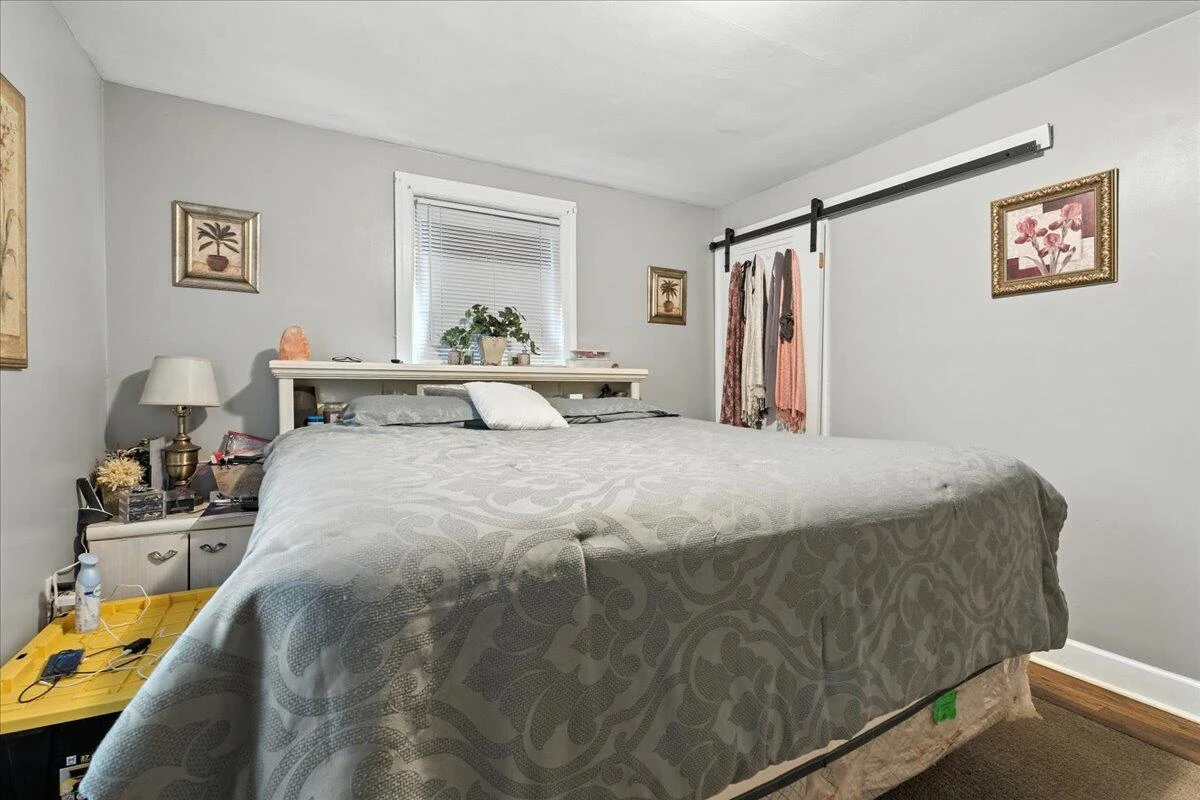 1228 Grace AVE - Photo 18