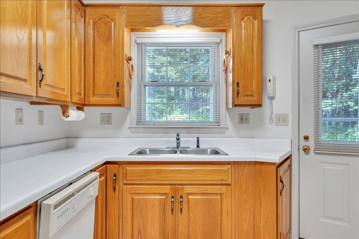 4725 Glen Heather CIR - Photo 14
