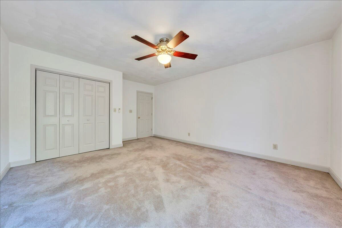 4725 Glen Heather CIR - Photo 27