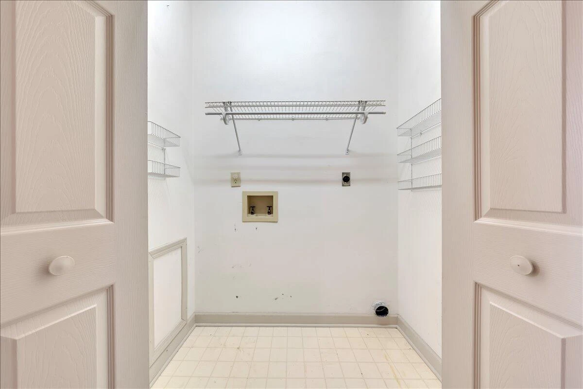 4725 Glen Heather CIR - Photo 28