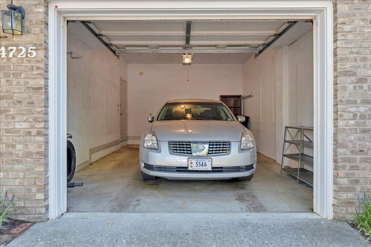 4725 Glen Heather CIR - Photo 37