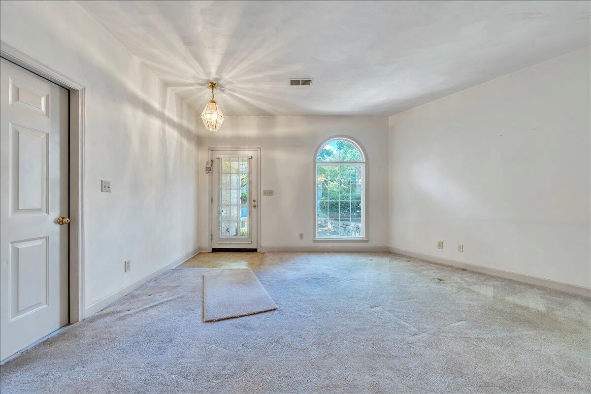4725 Glen Heather CIR - Photo 4