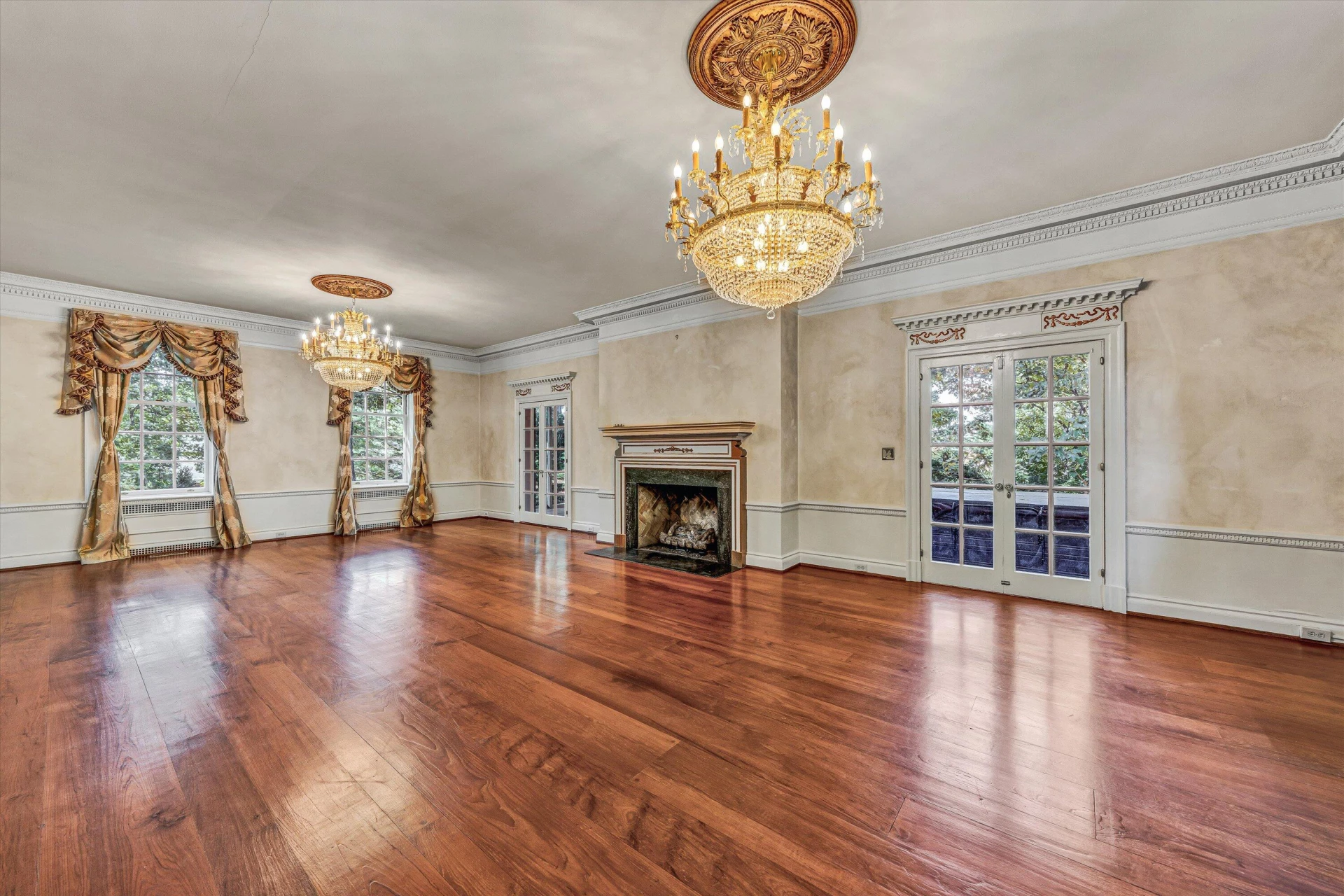 301 23rd ST SW - Photo 46