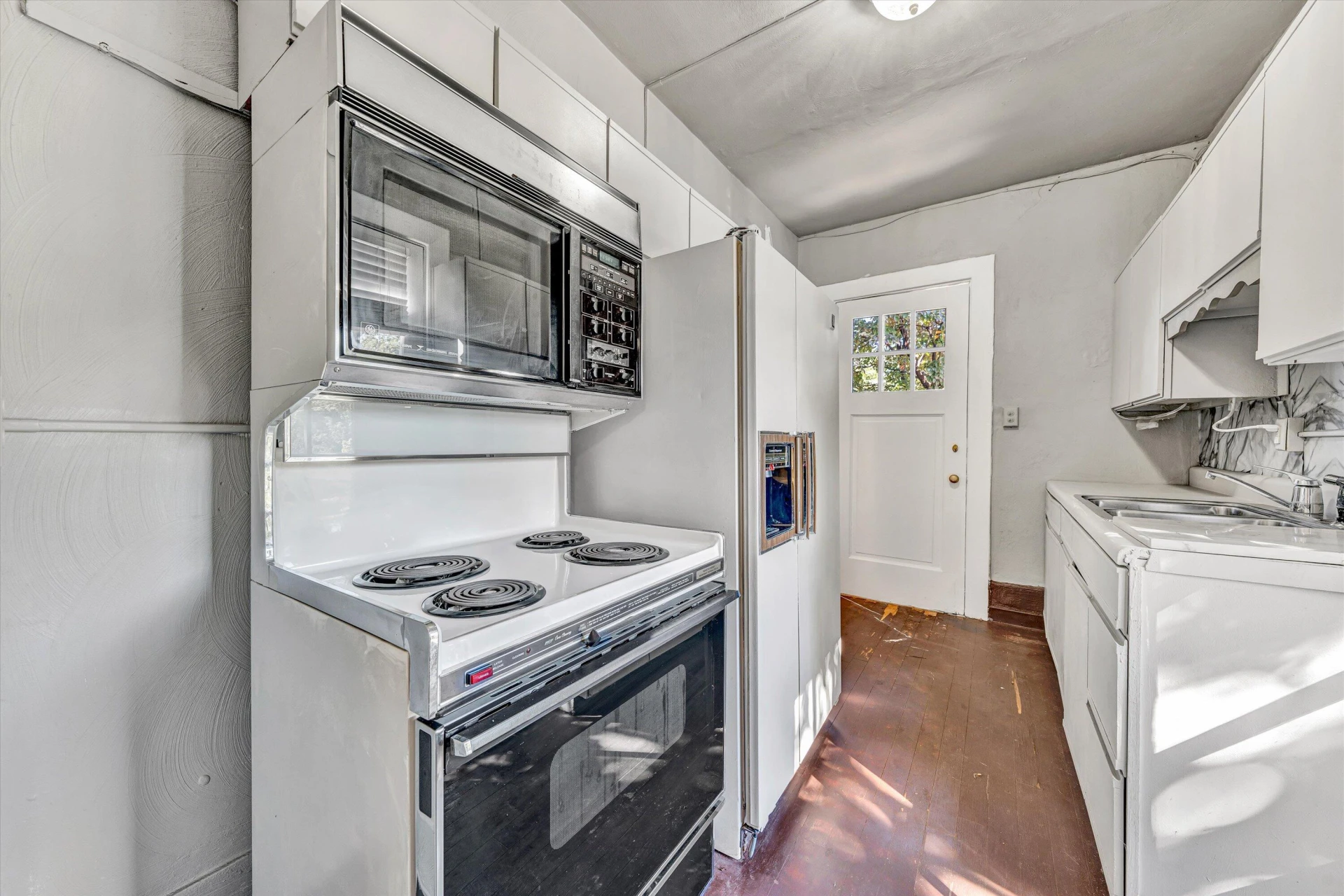 301 23rd ST SW - Photo 88