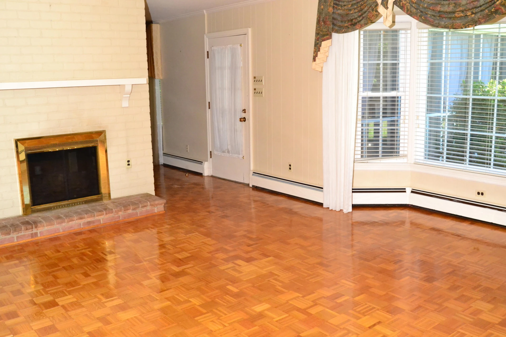 1020 Stonegate DR - Photo 12