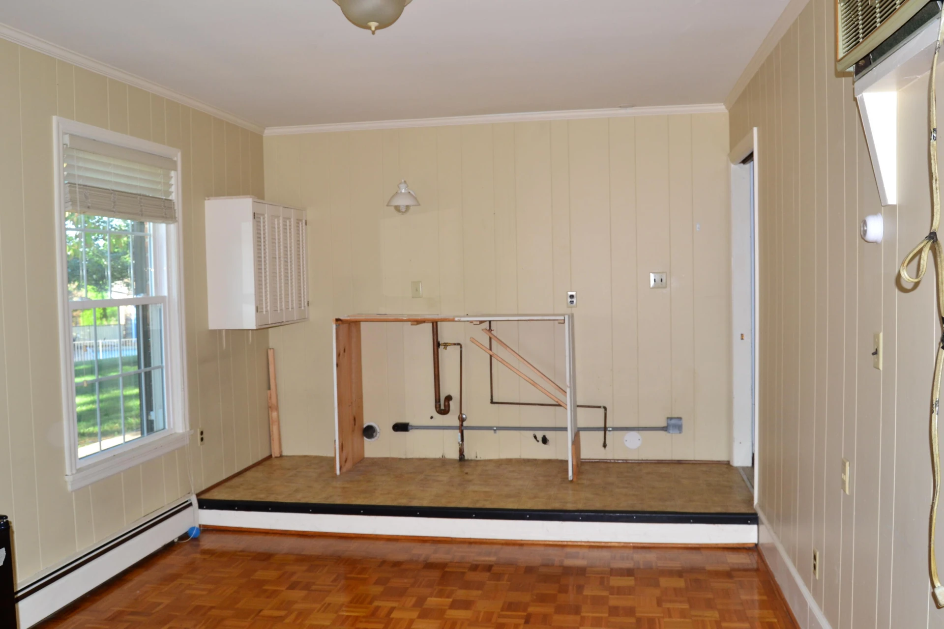 1020 Stonegate DR - Photo 16