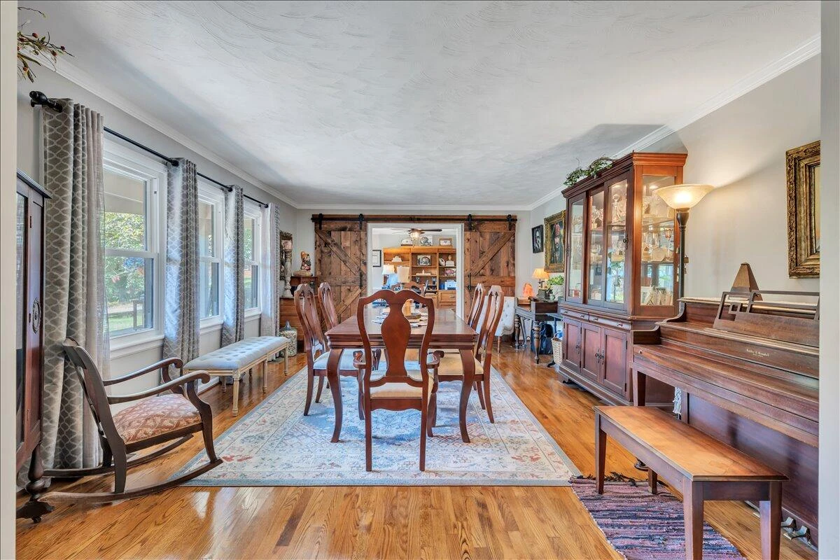 606 Dogwood DR - Photo 11