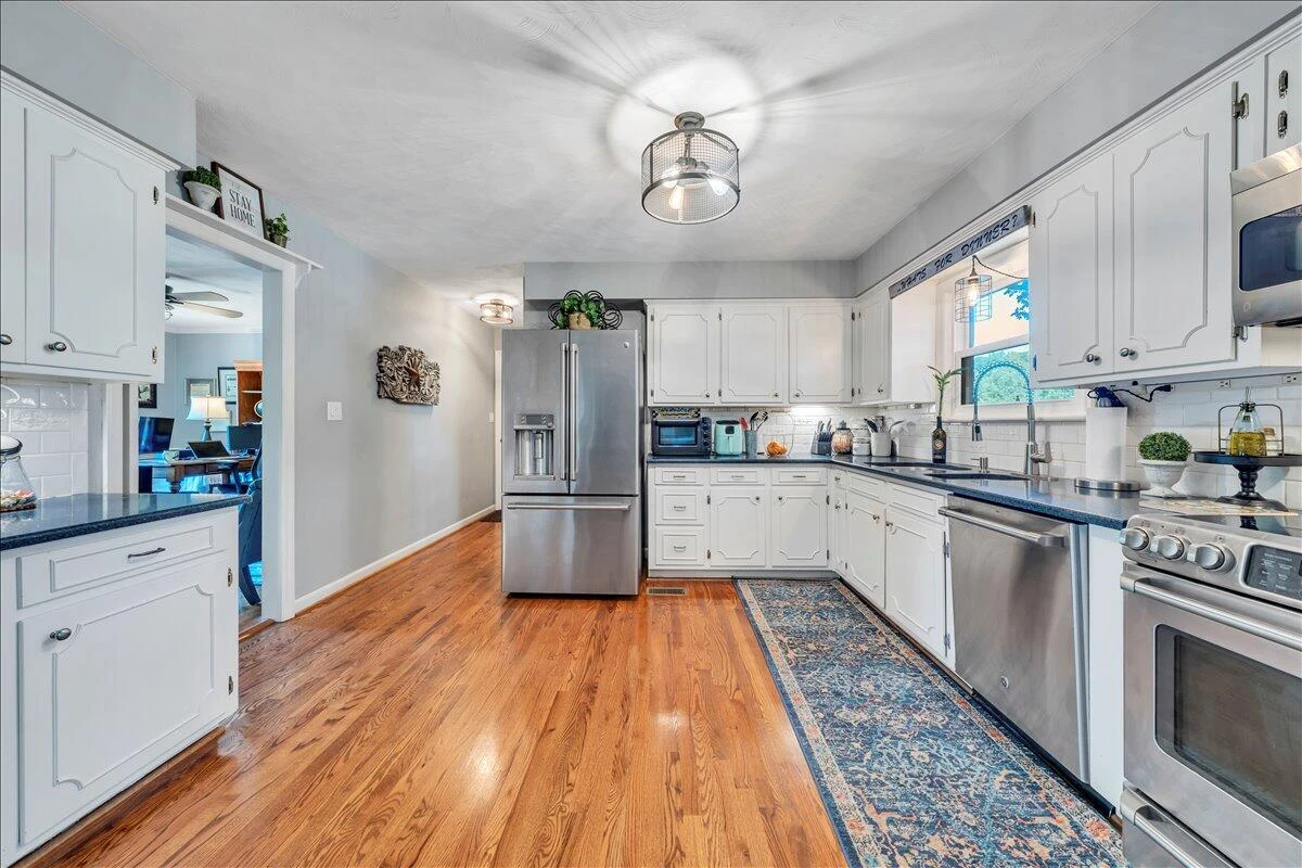 606 Dogwood DR - Photo 19