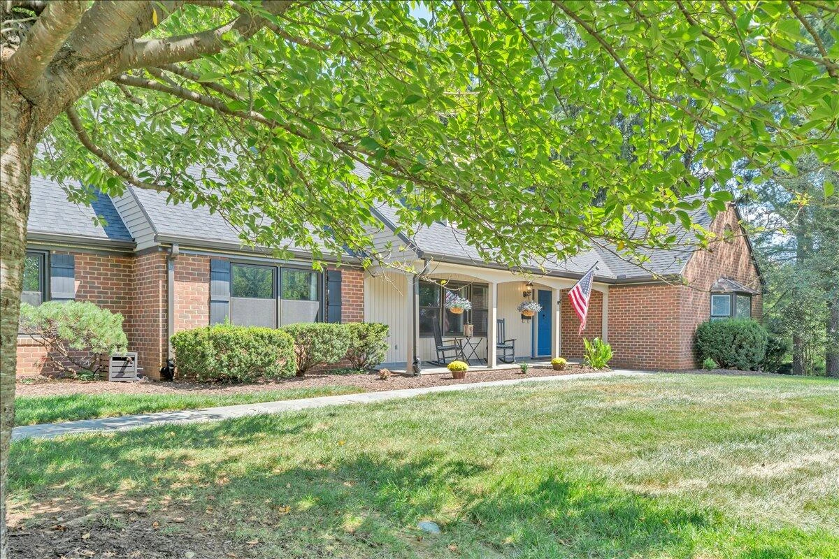 606 Dogwood DR - Photo 5
