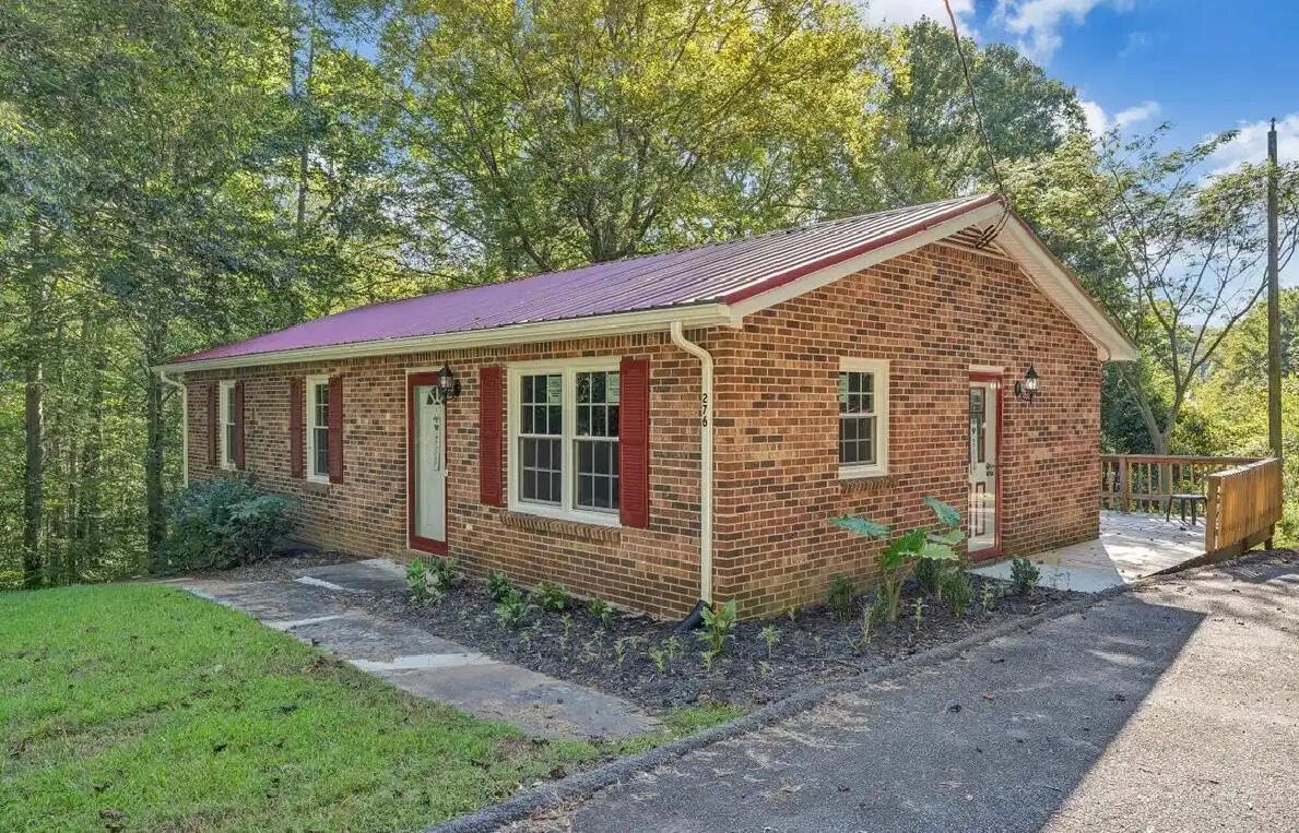 276 Huntington Hills DR - Photo 2