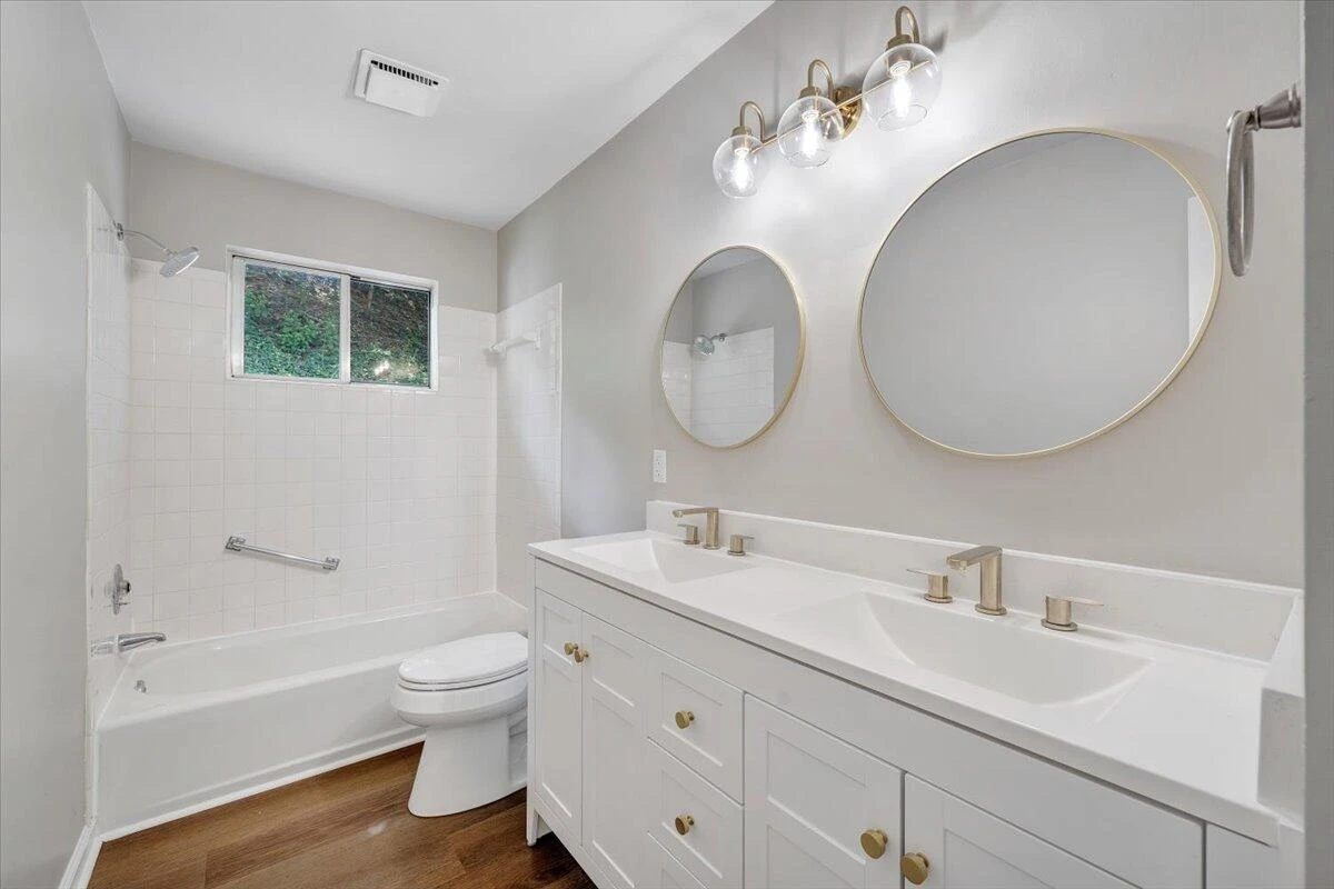 3311 Farmington DR - Photo 11