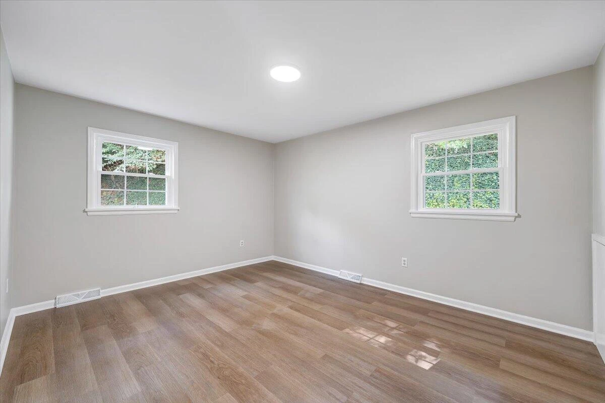 3311 Farmington DR - Photo 14