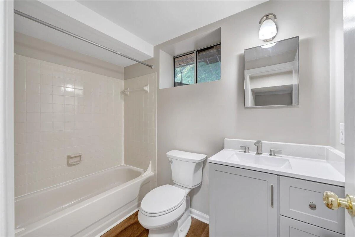 3311 Farmington DR - Photo 31