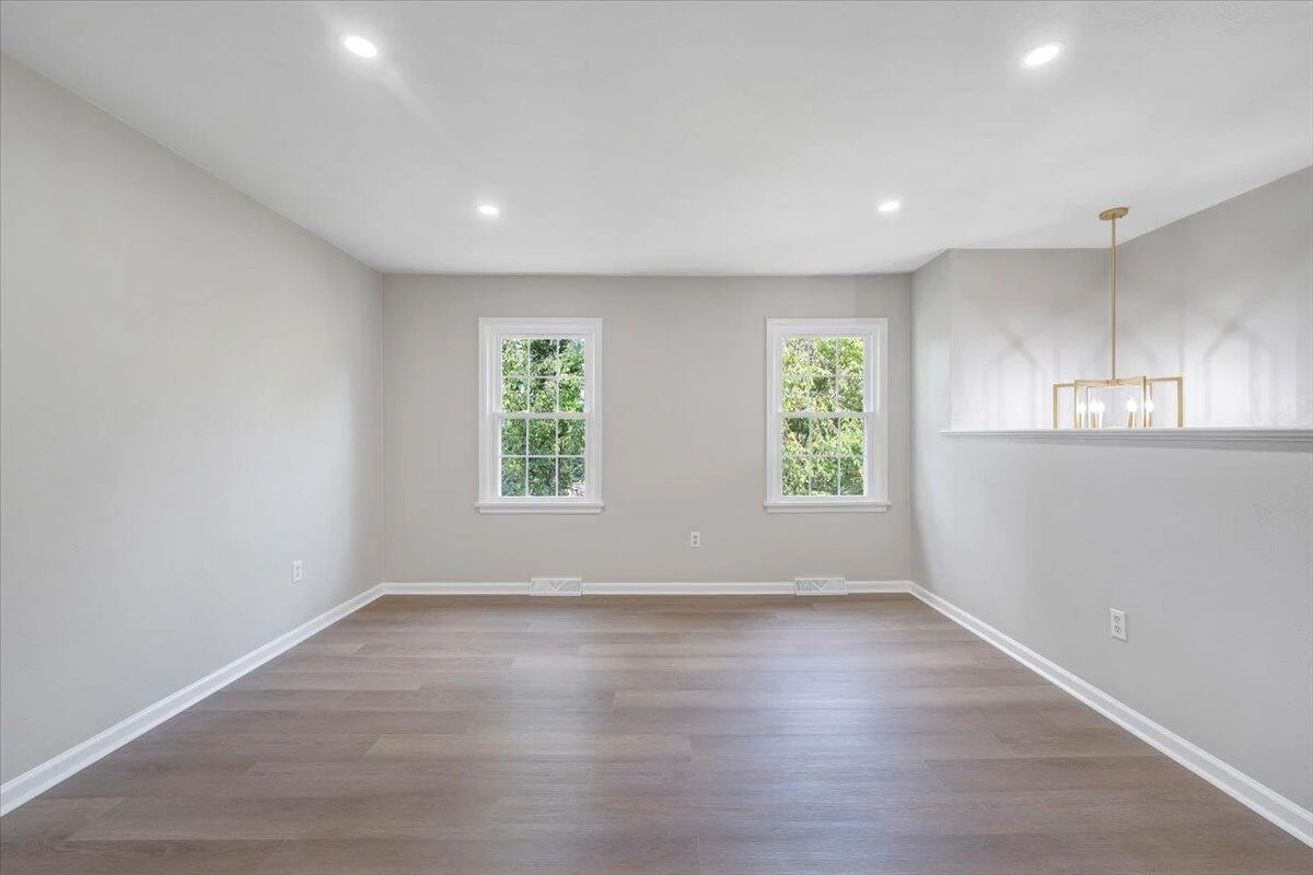 3311 Farmington DR - Photo 8