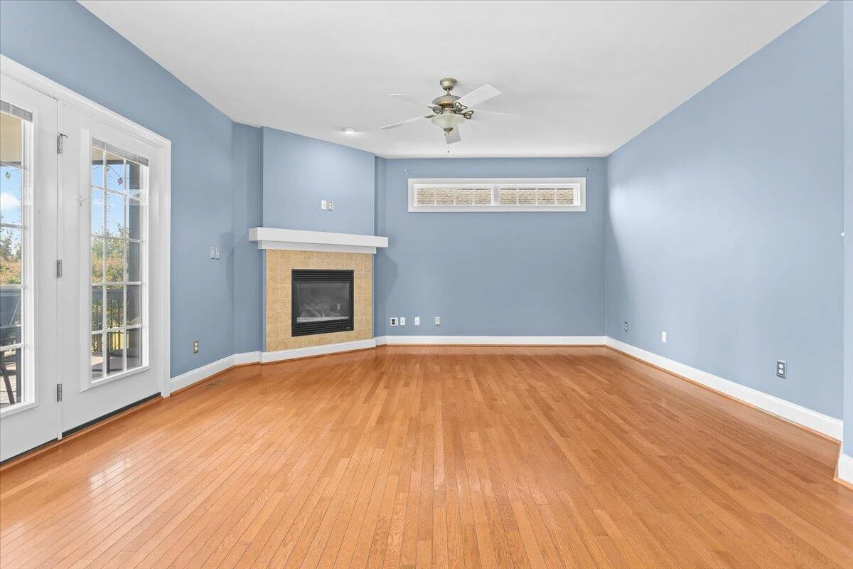 6110 Wisteria Place CT - Photo 31