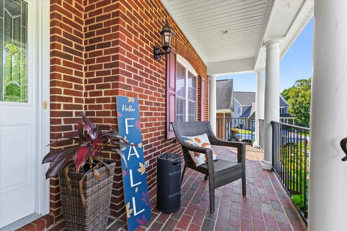 6110 Wisteria Place CT - Photo 8