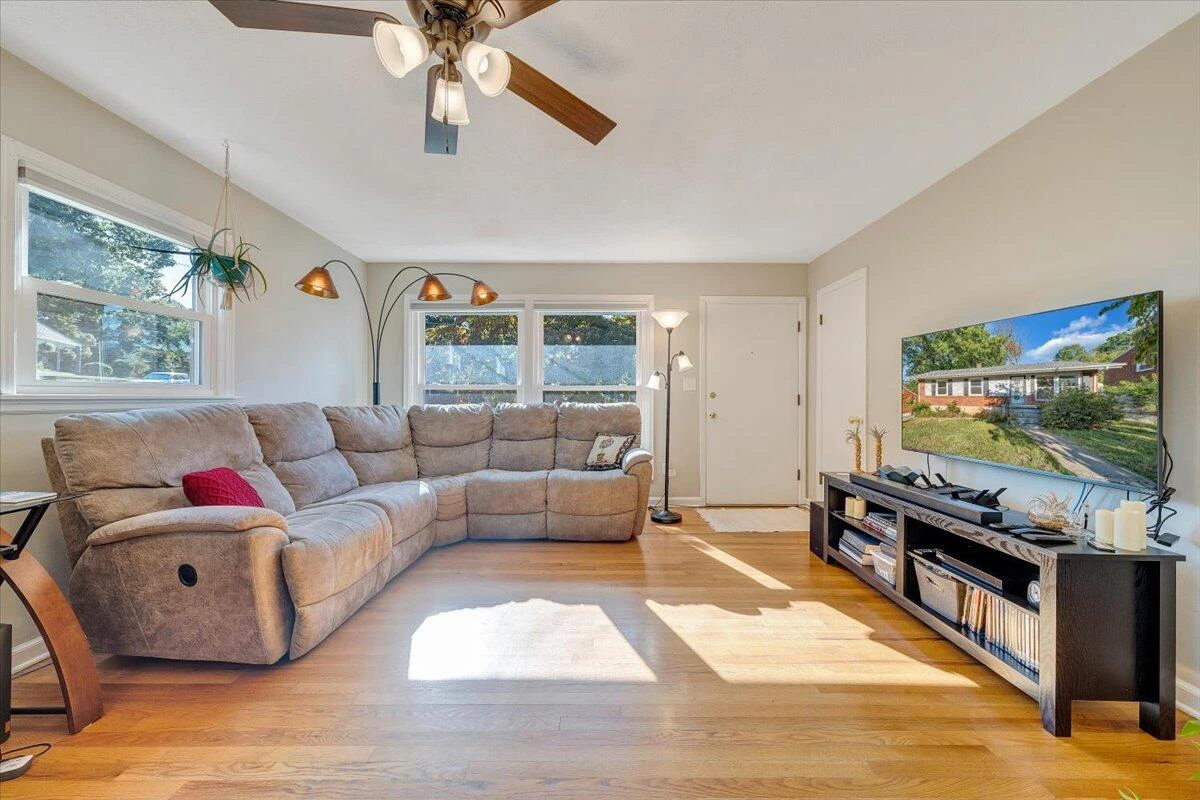 307 Deaner DR NW - Photo 3