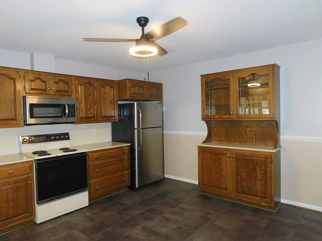 5525 Arthur ST - Photo 7