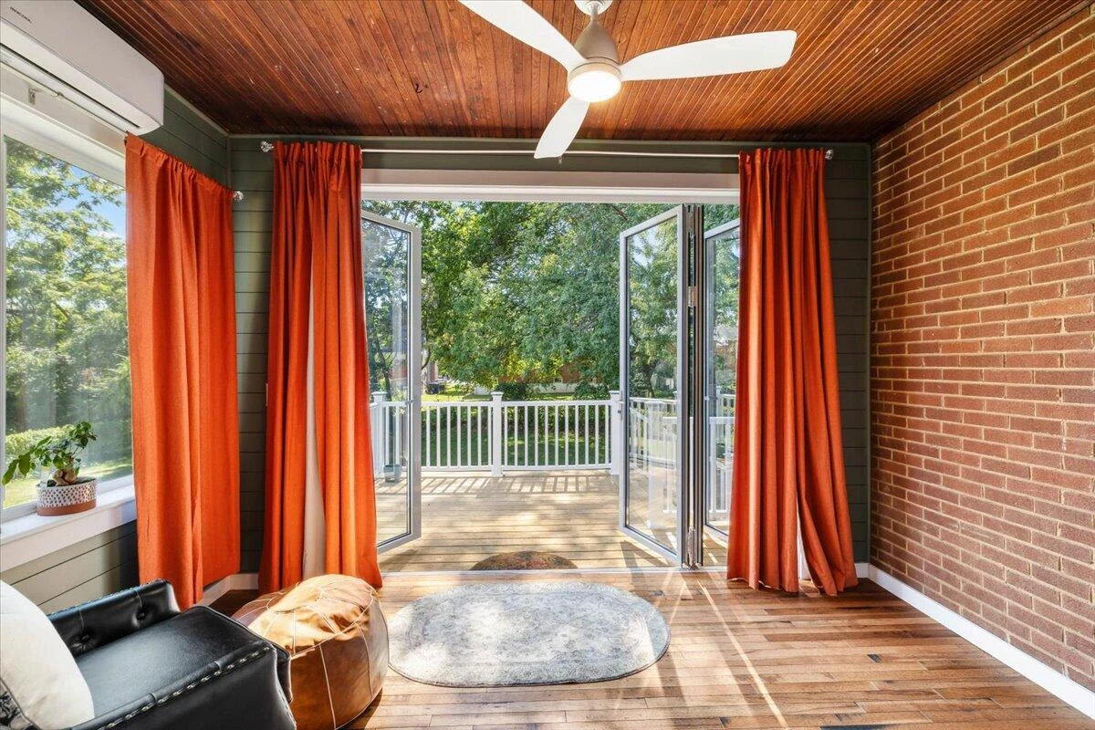 3402 Hillcrest AVE NW - Photo 17