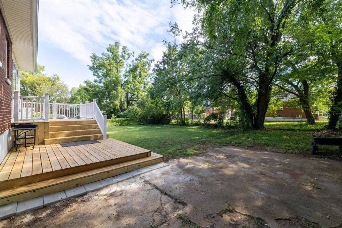 3402 Hillcrest AVE NW - Photo 27