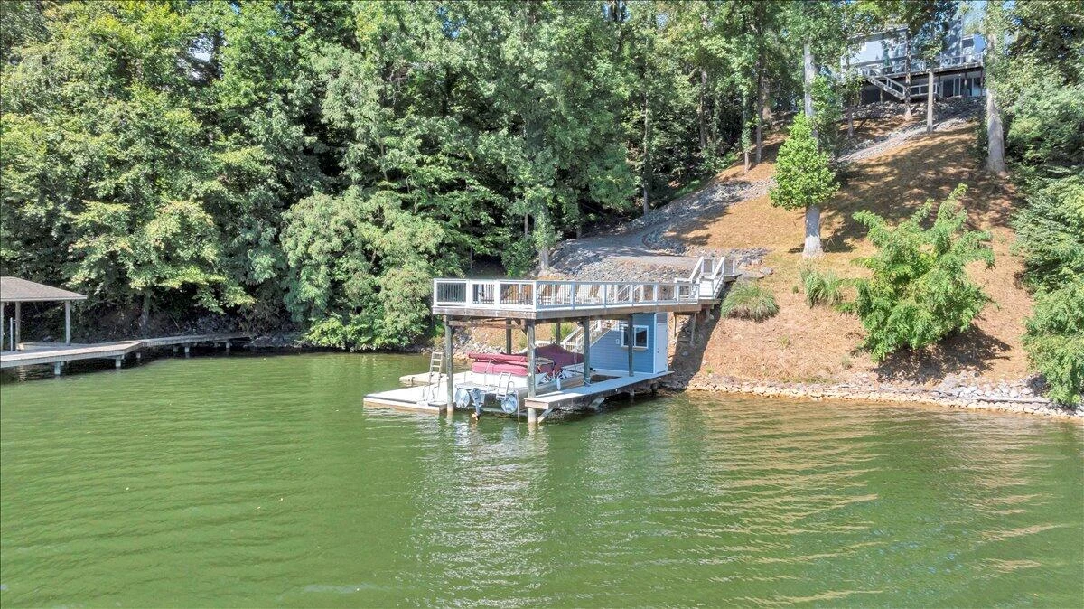 310 Hales Point DR - Photo 104