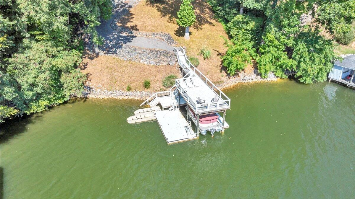 310 Hales Point DR - Photo 105