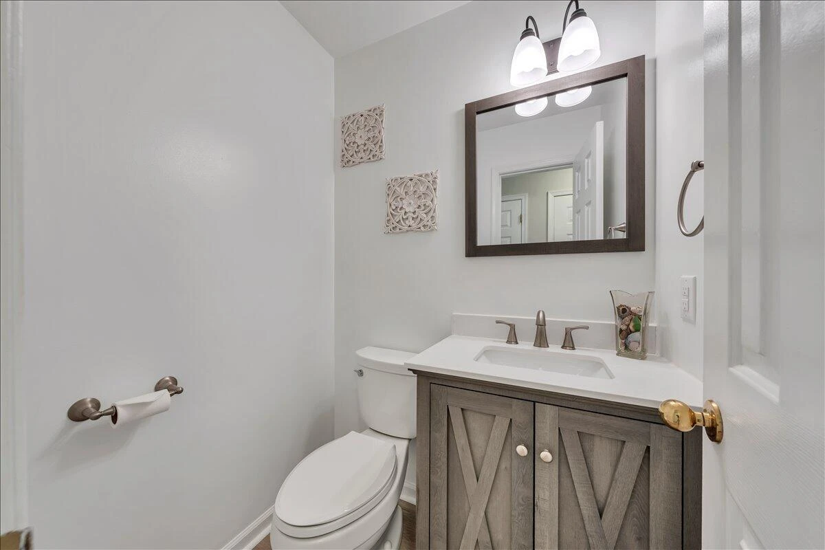 310 Hales Point DR - Photo 20