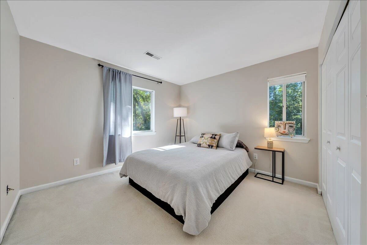 310 Hales Point DR - Photo 29