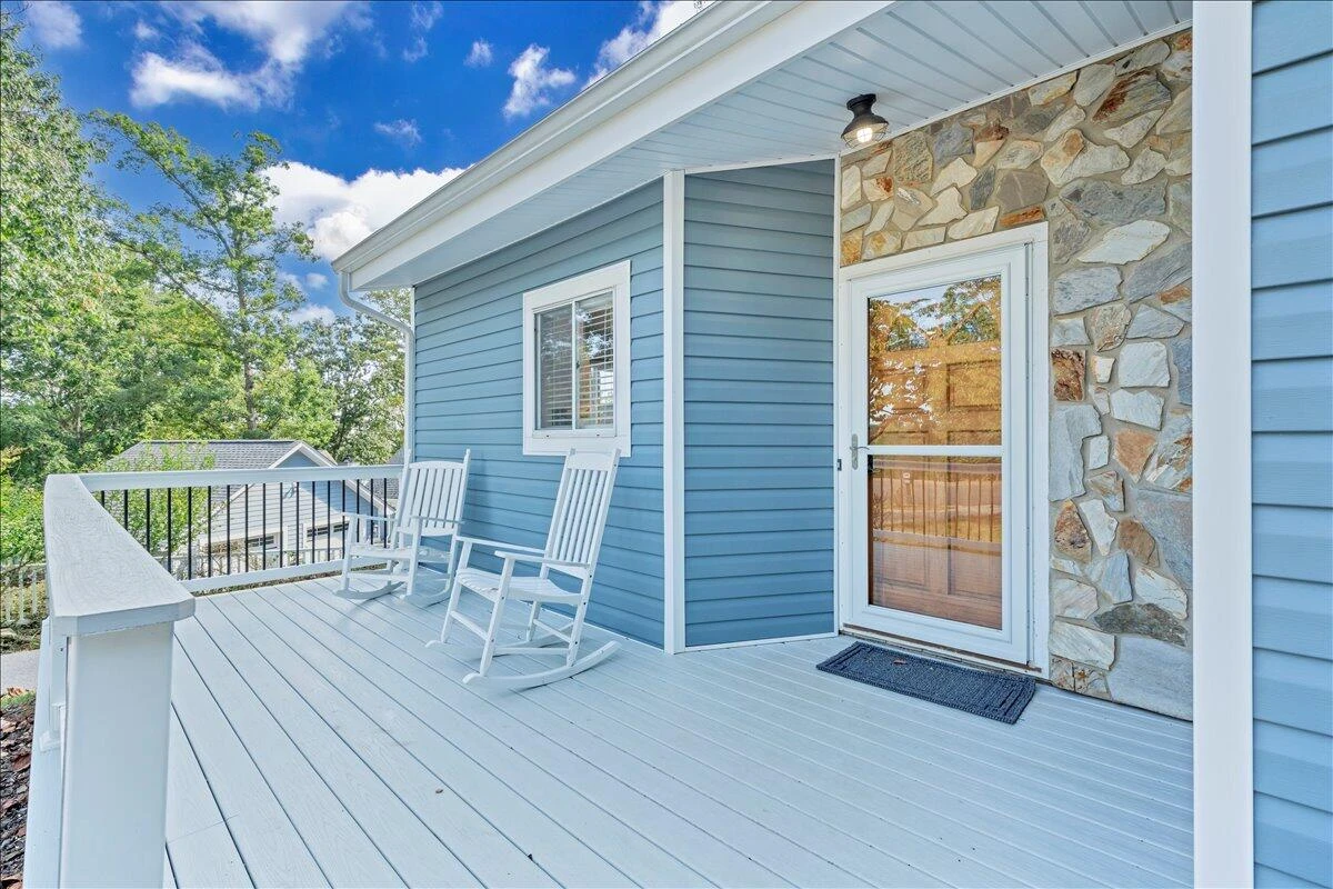 310 Hales Point DR - Photo 59