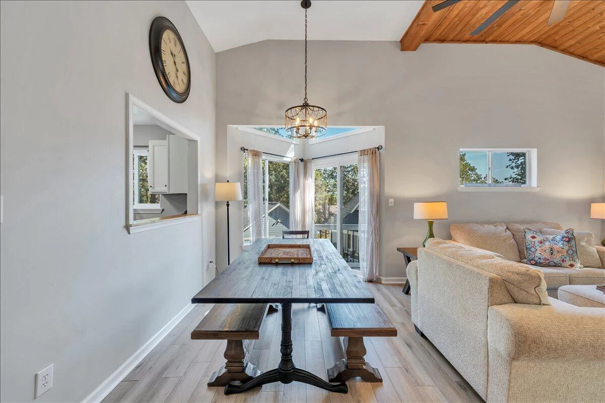 310 Hales Point DR - Photo 11