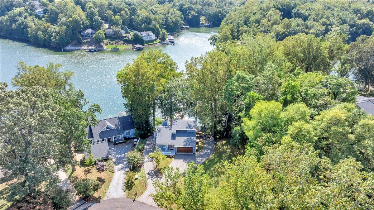 310 Hales Point DR - Photo 82