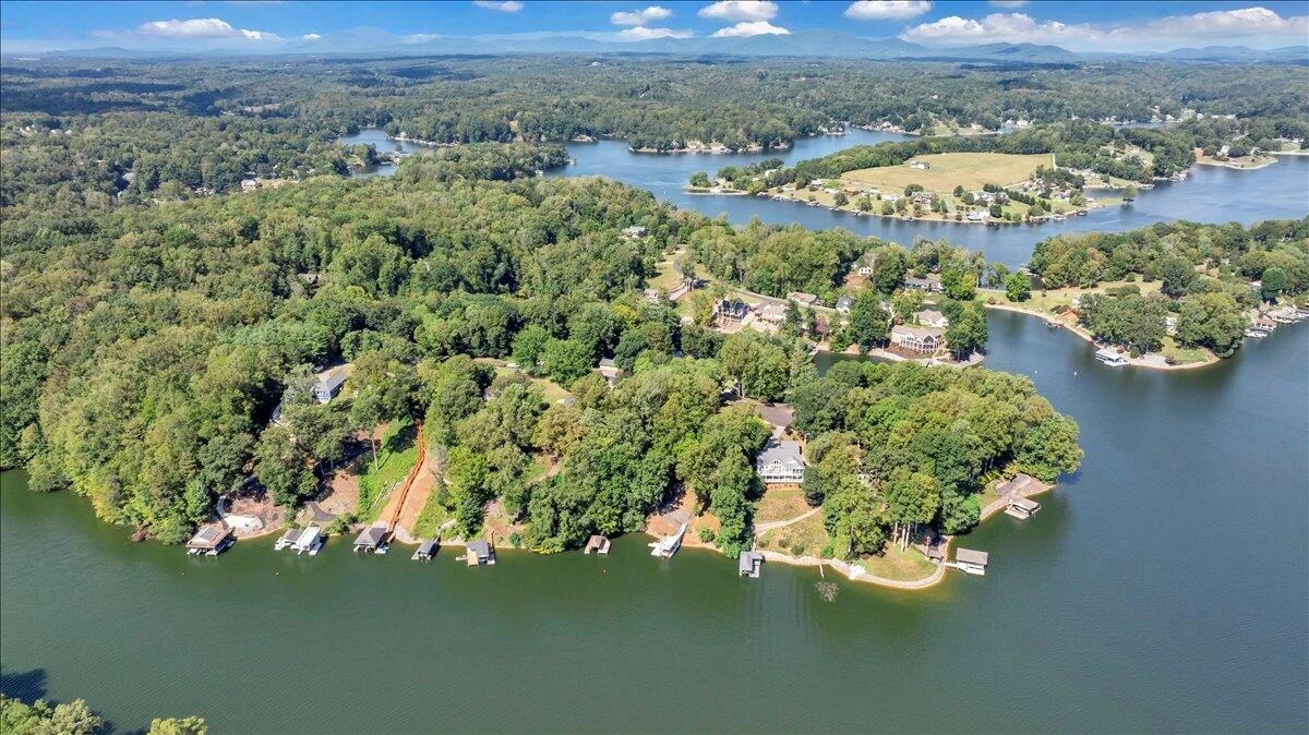 310 Hales Point DR - Photo 94