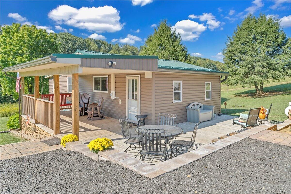 1434 Prease RD - Photo 4