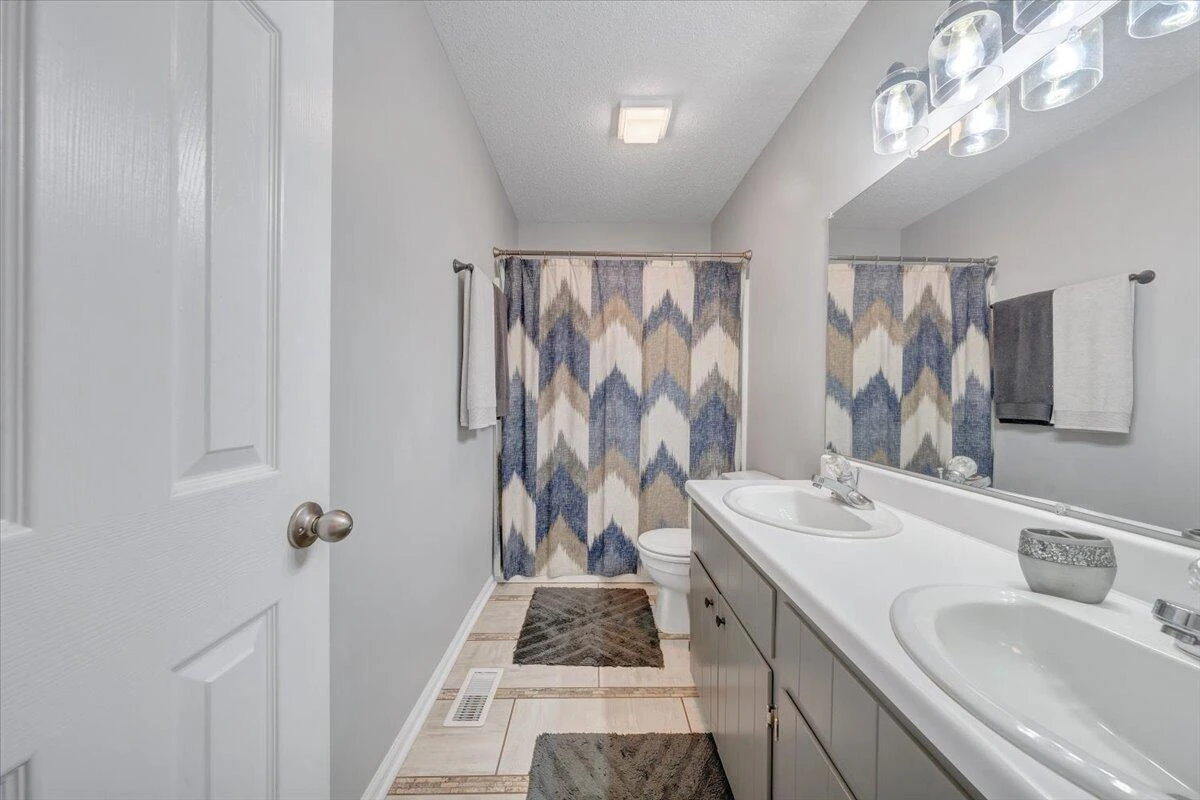 2638 Hopkins RD - Photo 15