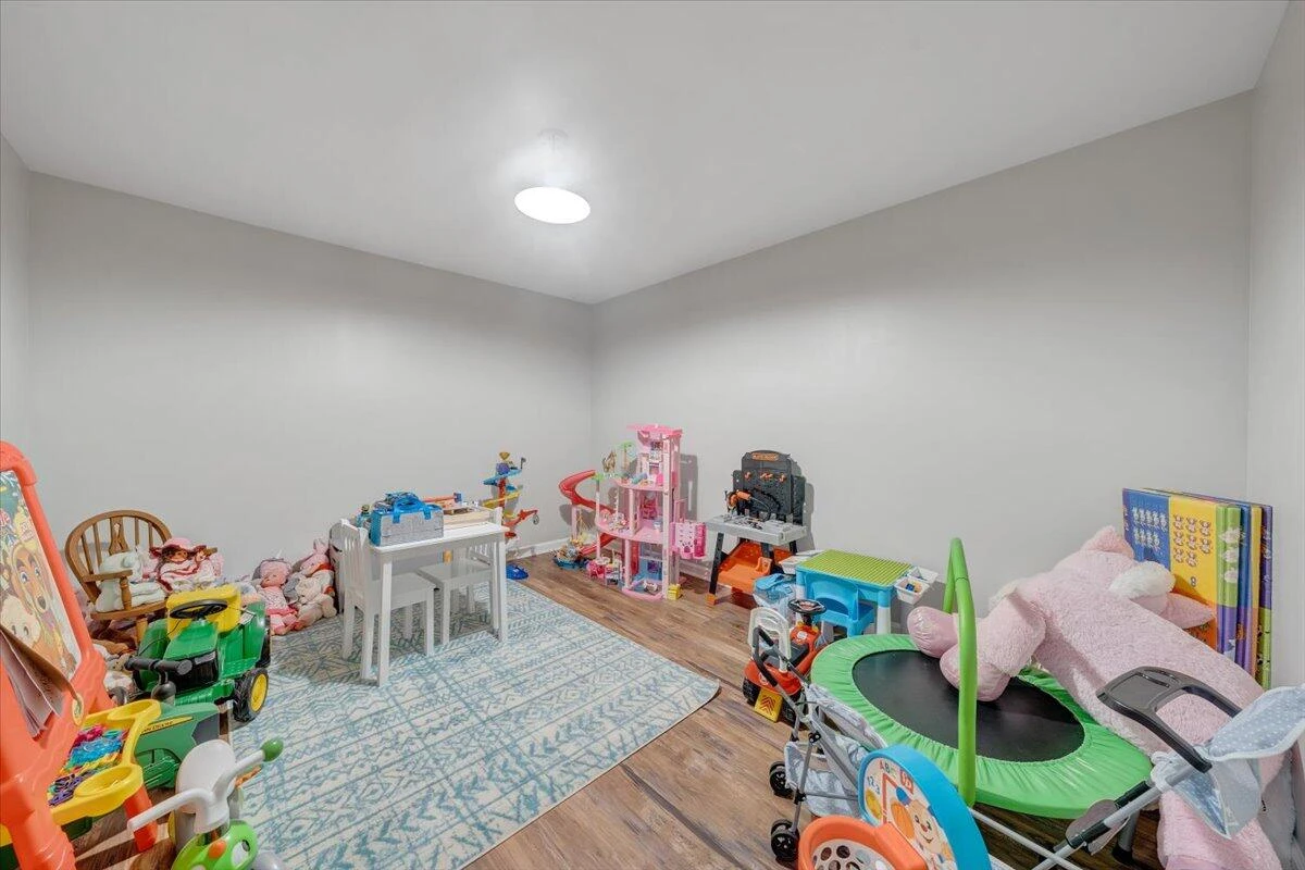 2638 Hopkins RD - Photo 24