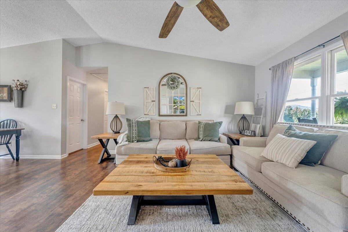 2638 Hopkins RD - Photo 5