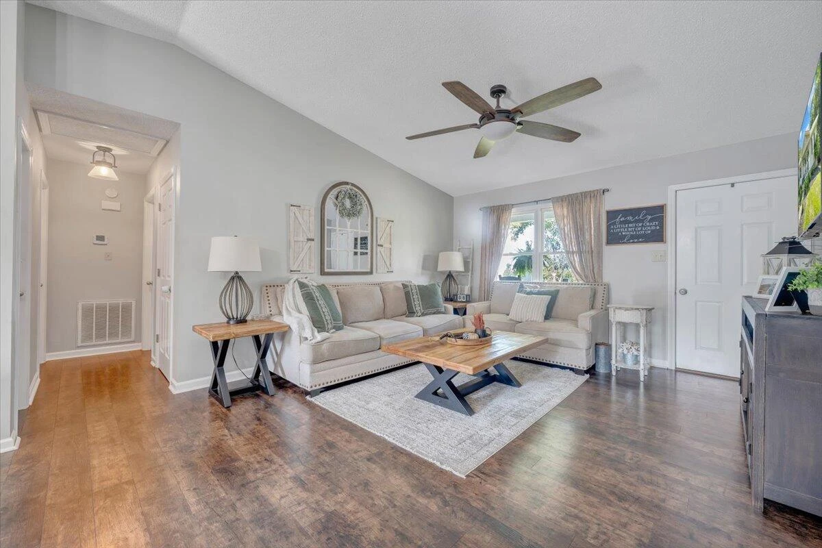 2638 Hopkins RD - Photo 7