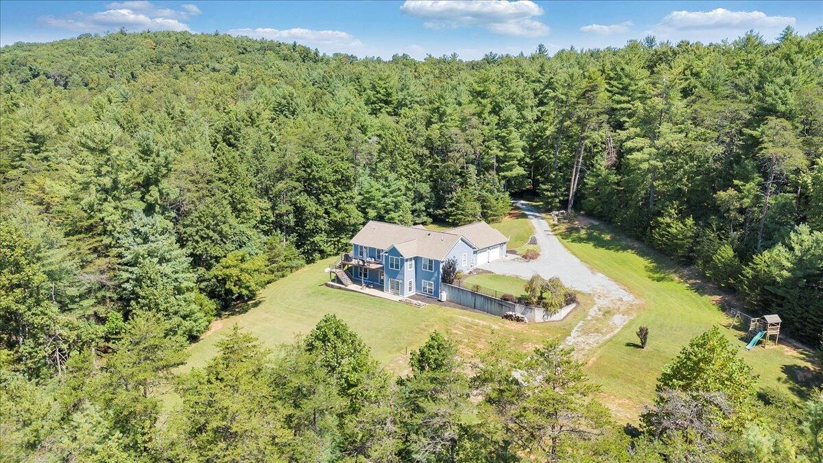 940 Claybanks DR - Photo 103