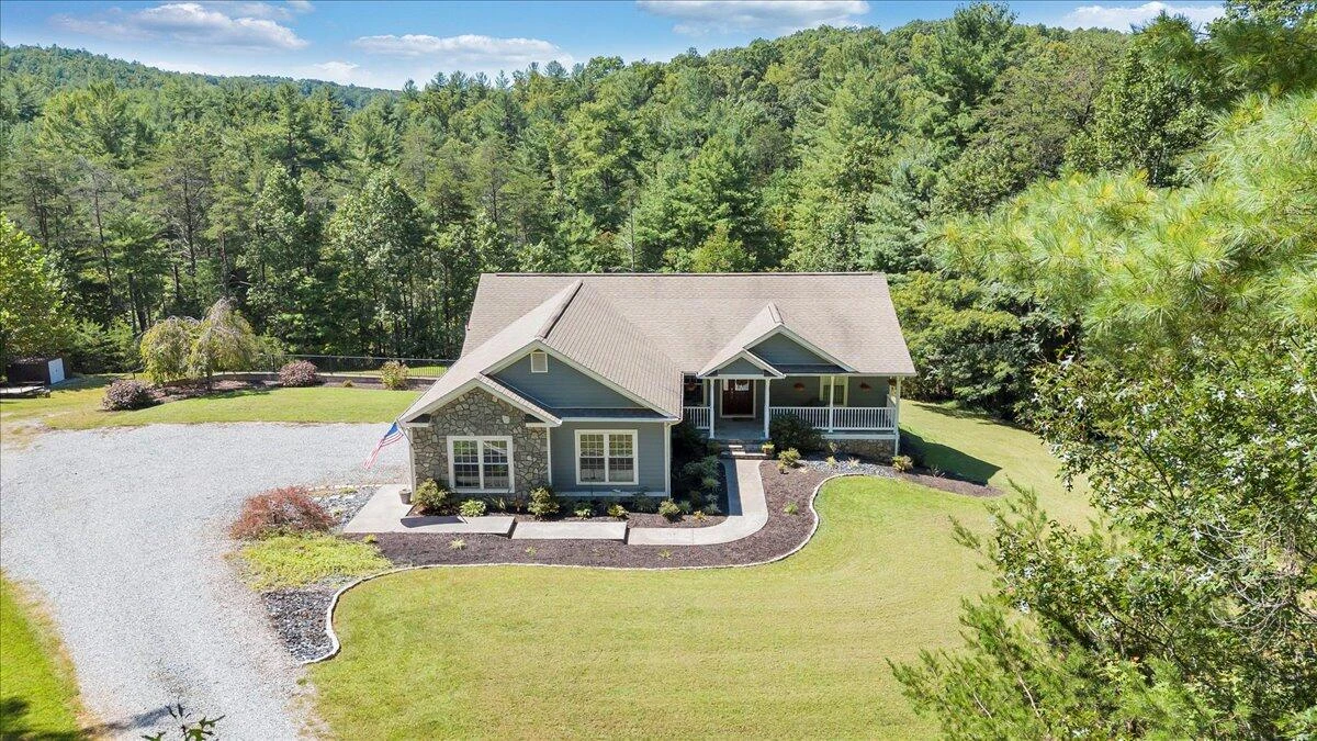 940 Claybanks DR - Photo 110