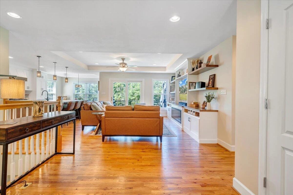 940 Claybanks DR - Photo 14